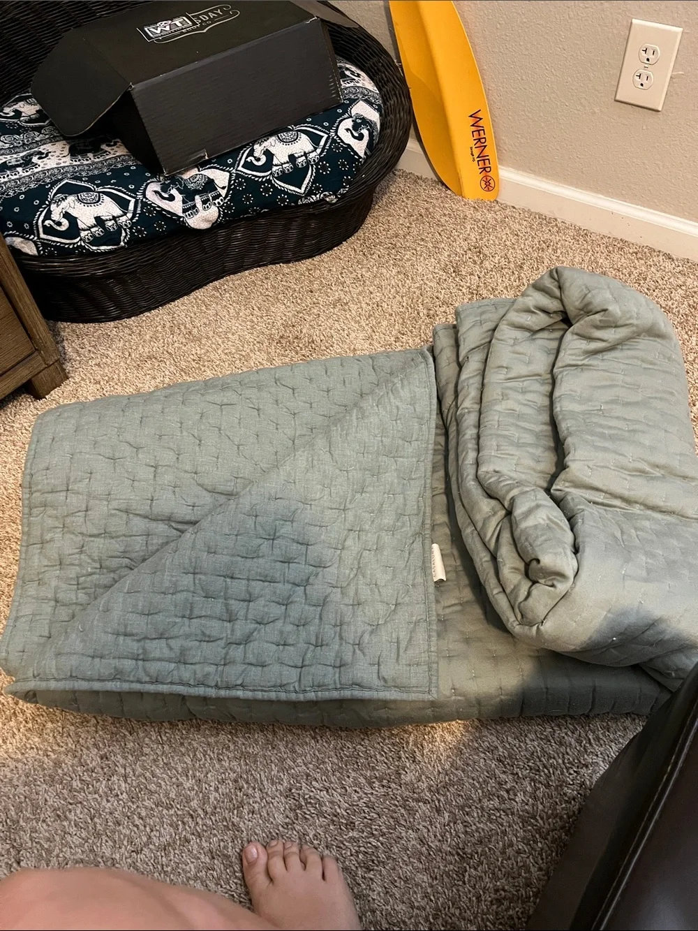 Casaluna Cashmere Blend Quilt Sage Green Queen size